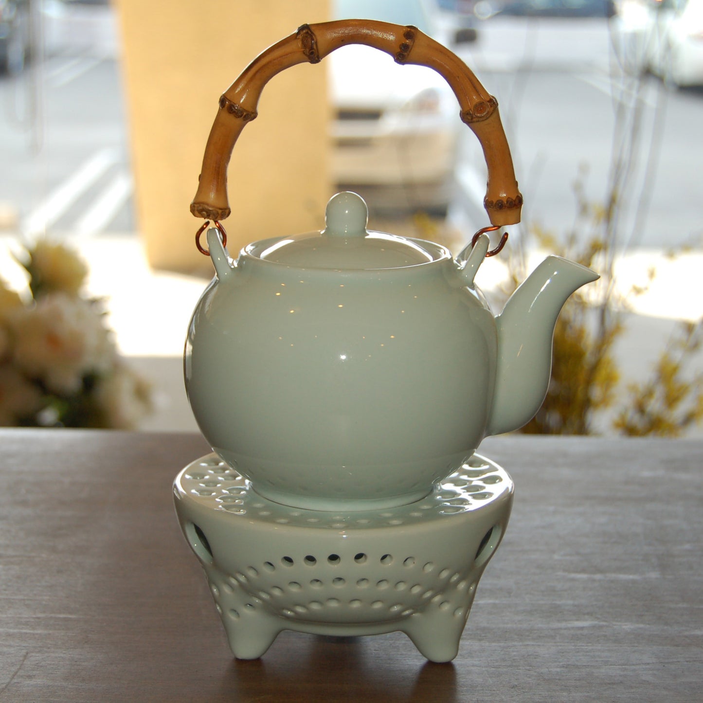 "Woonsan" Teapot with Bamboo Handle